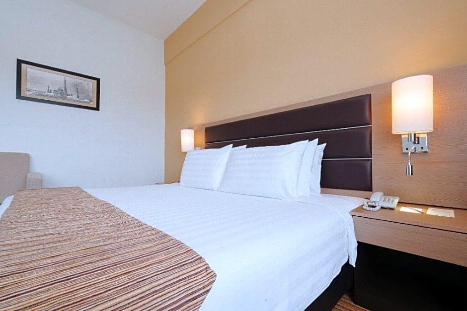 ไรอา โฮเทล แอนด์ คอนเวนชั่น เซนเตอร์ เตเรงกานู Hotel กัวลาตรังกานู ภายนอก รูปภาพ
