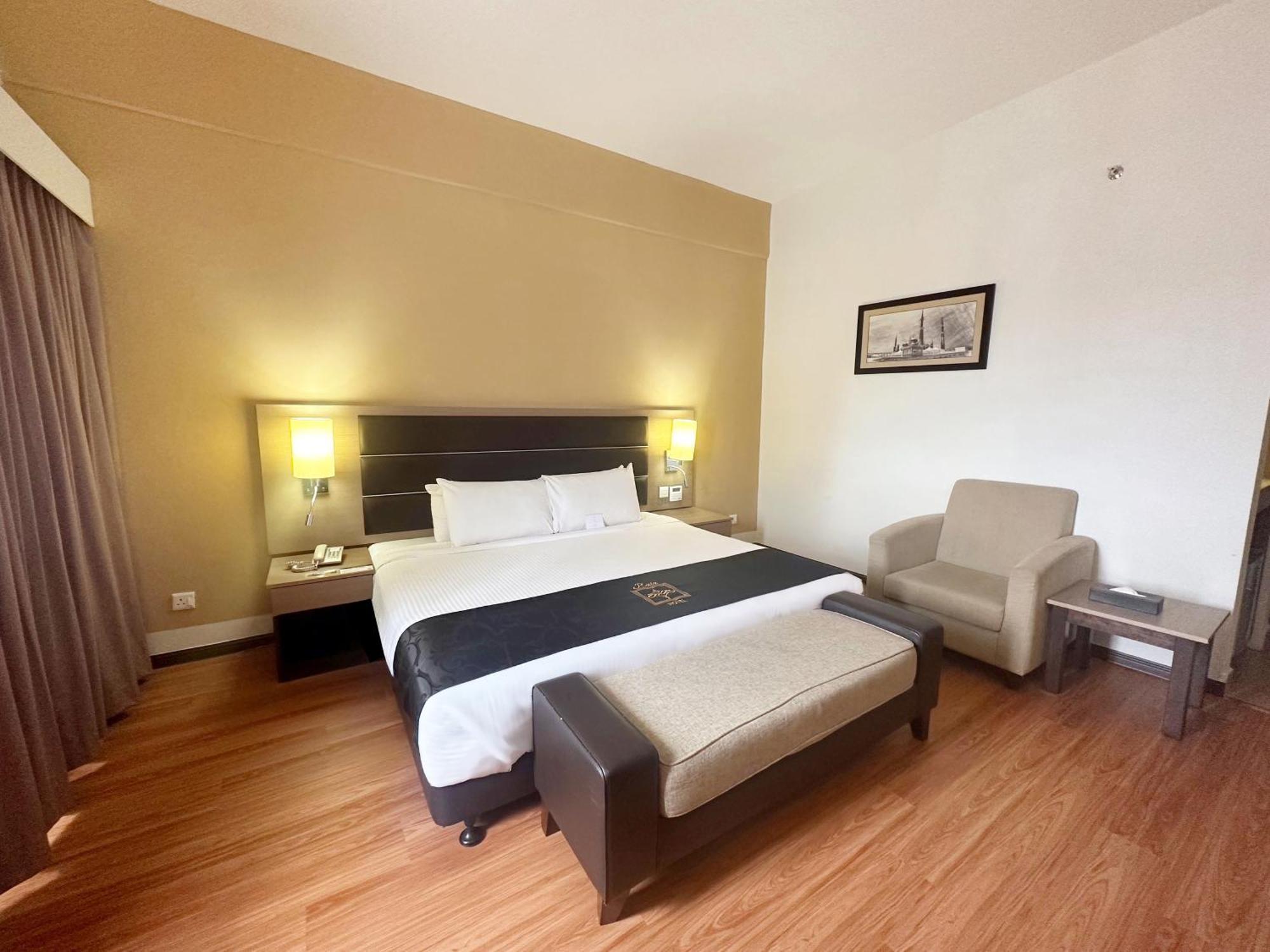 ไรอา โฮเทล แอนด์ คอนเวนชั่น เซนเตอร์ เตเรงกานู Hotel กัวลาตรังกานู ภายนอก รูปภาพ