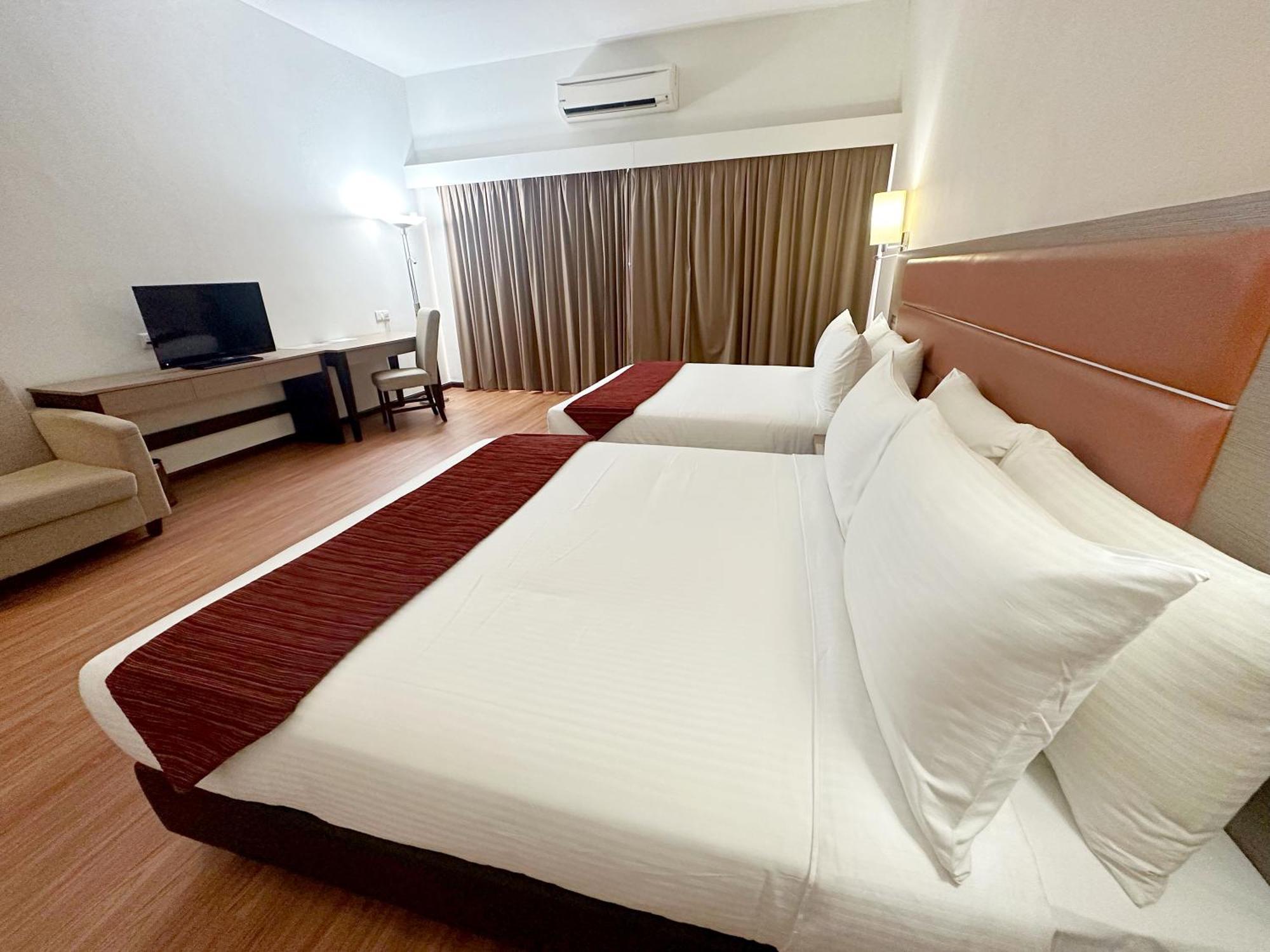 ไรอา โฮเทล แอนด์ คอนเวนชั่น เซนเตอร์ เตเรงกานู Hotel กัวลาตรังกานู ภายนอก รูปภาพ