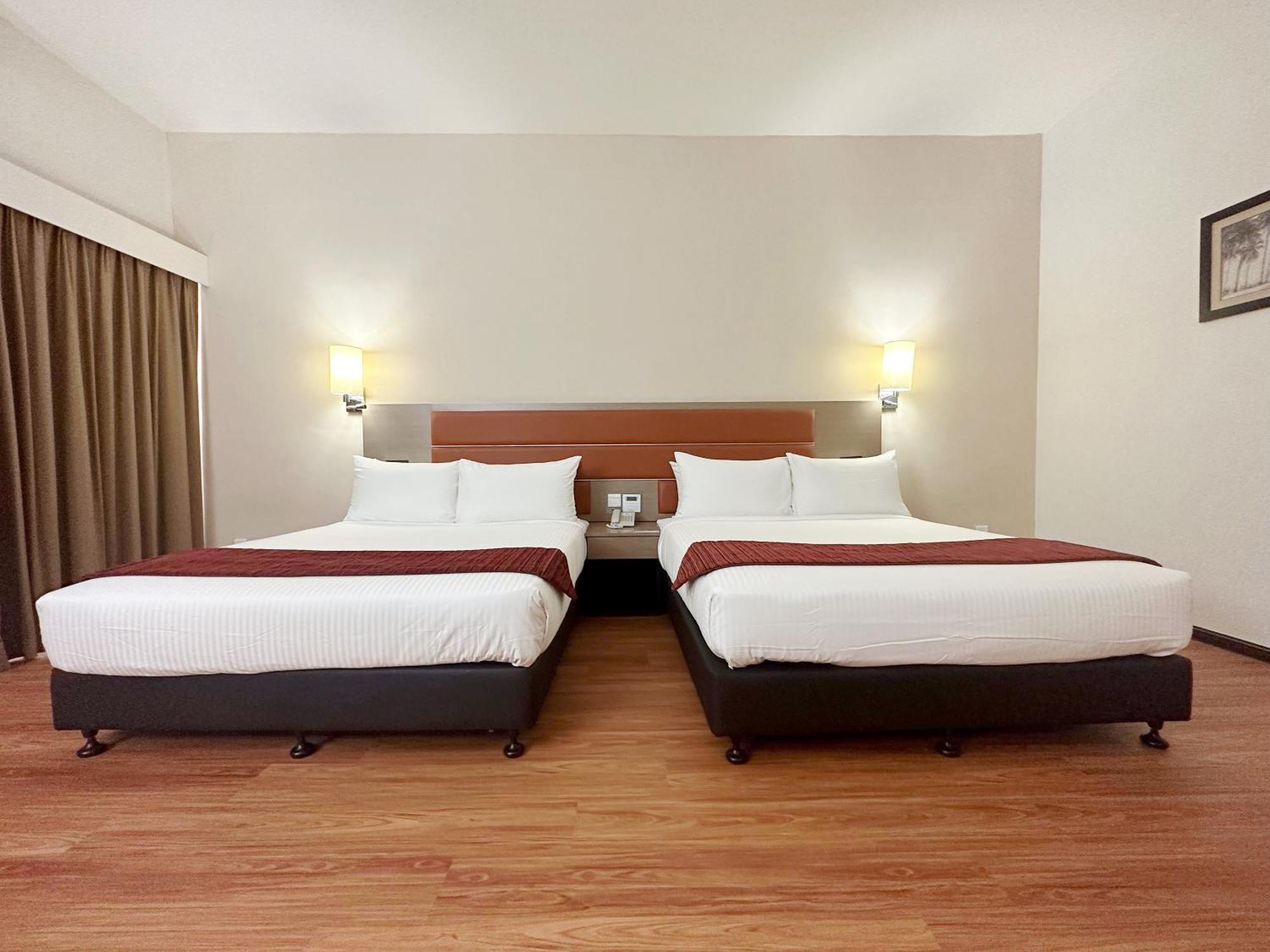 ไรอา โฮเทล แอนด์ คอนเวนชั่น เซนเตอร์ เตเรงกานู Hotel กัวลาตรังกานู ภายนอก รูปภาพ