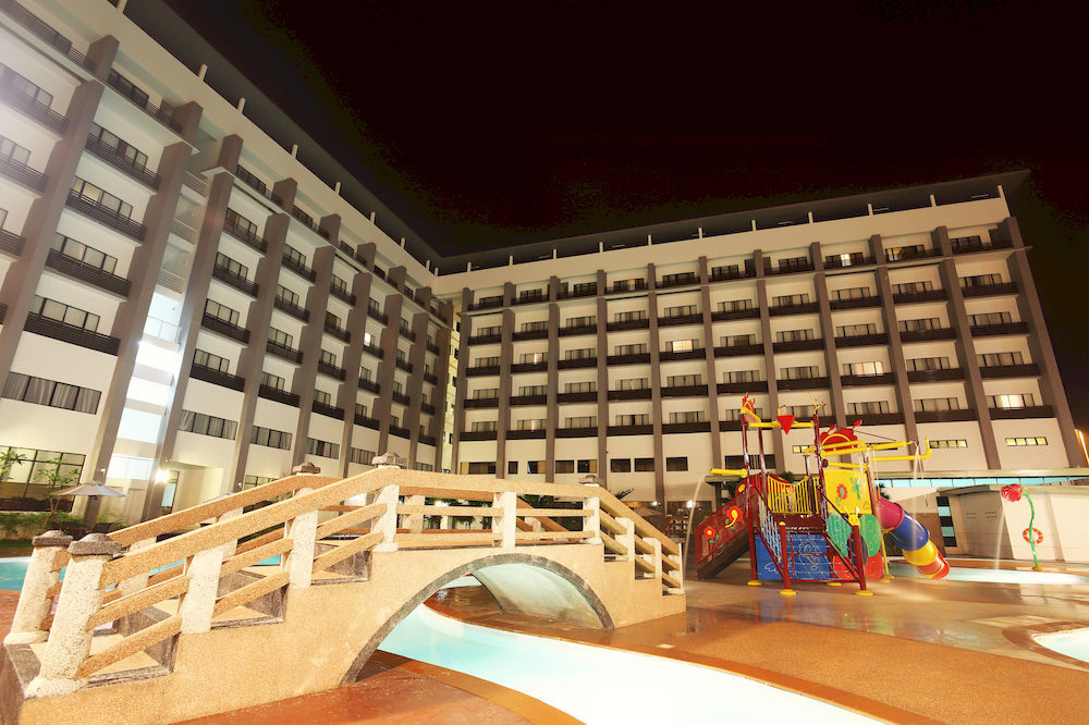 ไรอา โฮเทล แอนด์ คอนเวนชั่น เซนเตอร์ เตเรงกานู Hotel กัวลาตรังกานู ภายนอก รูปภาพ