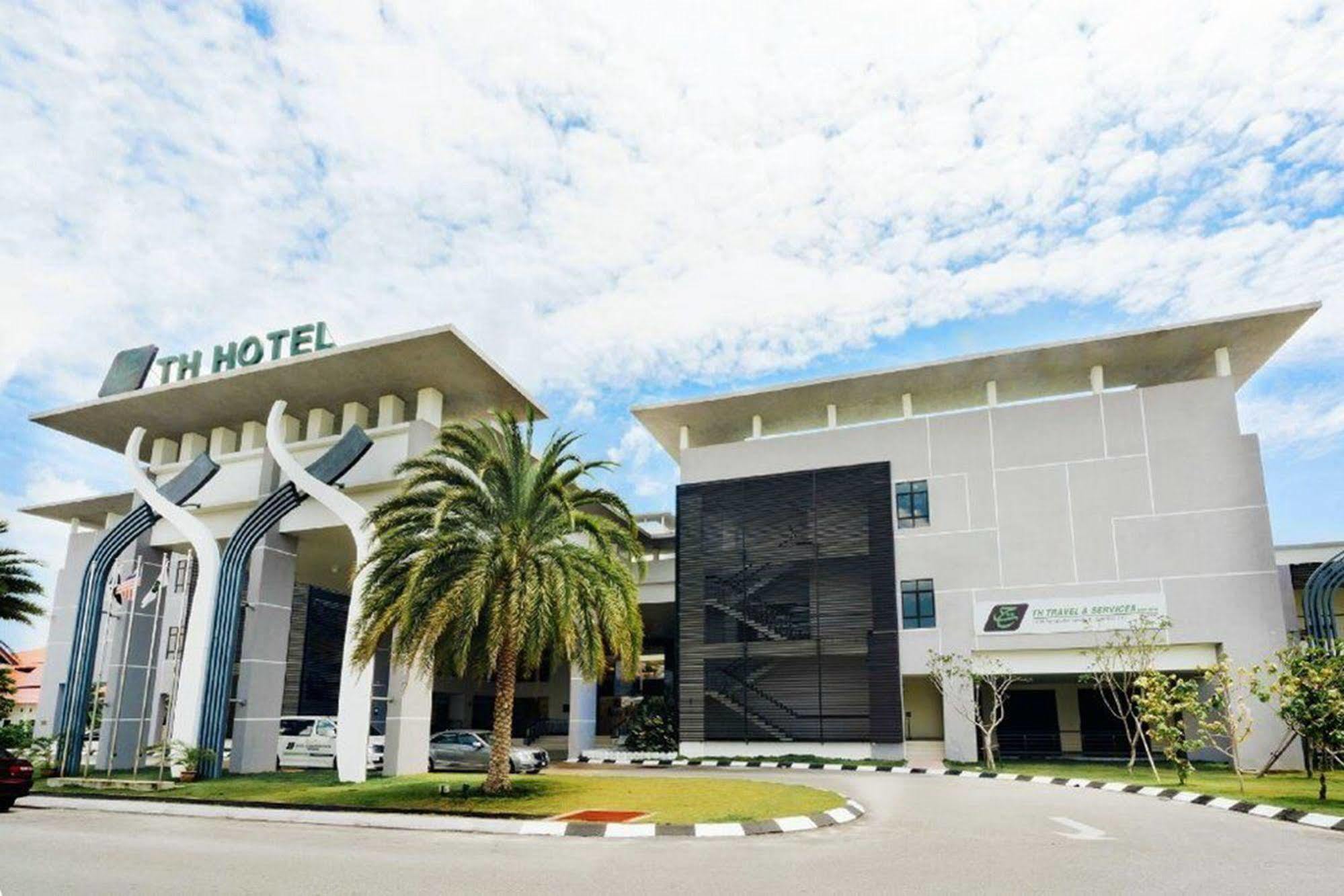 ไรอา โฮเทล แอนด์ คอนเวนชั่น เซนเตอร์ เตเรงกานู Hotel กัวลาตรังกานู ภายนอก รูปภาพ